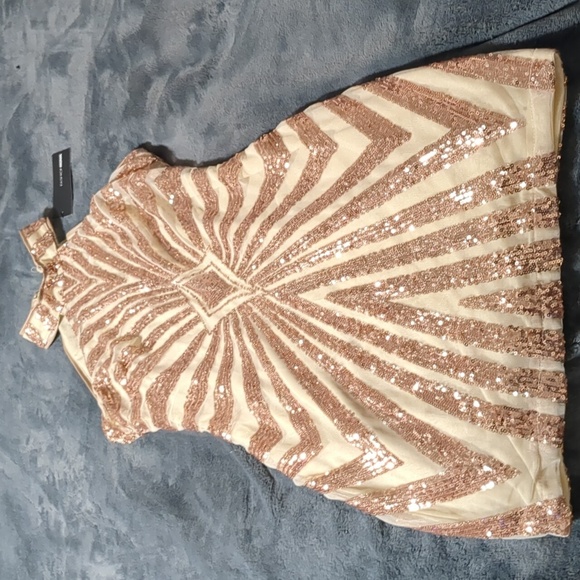 Fashion NOVA rose gold glittery Diva Vibes mini dress size Medium - Picture 7 of 12